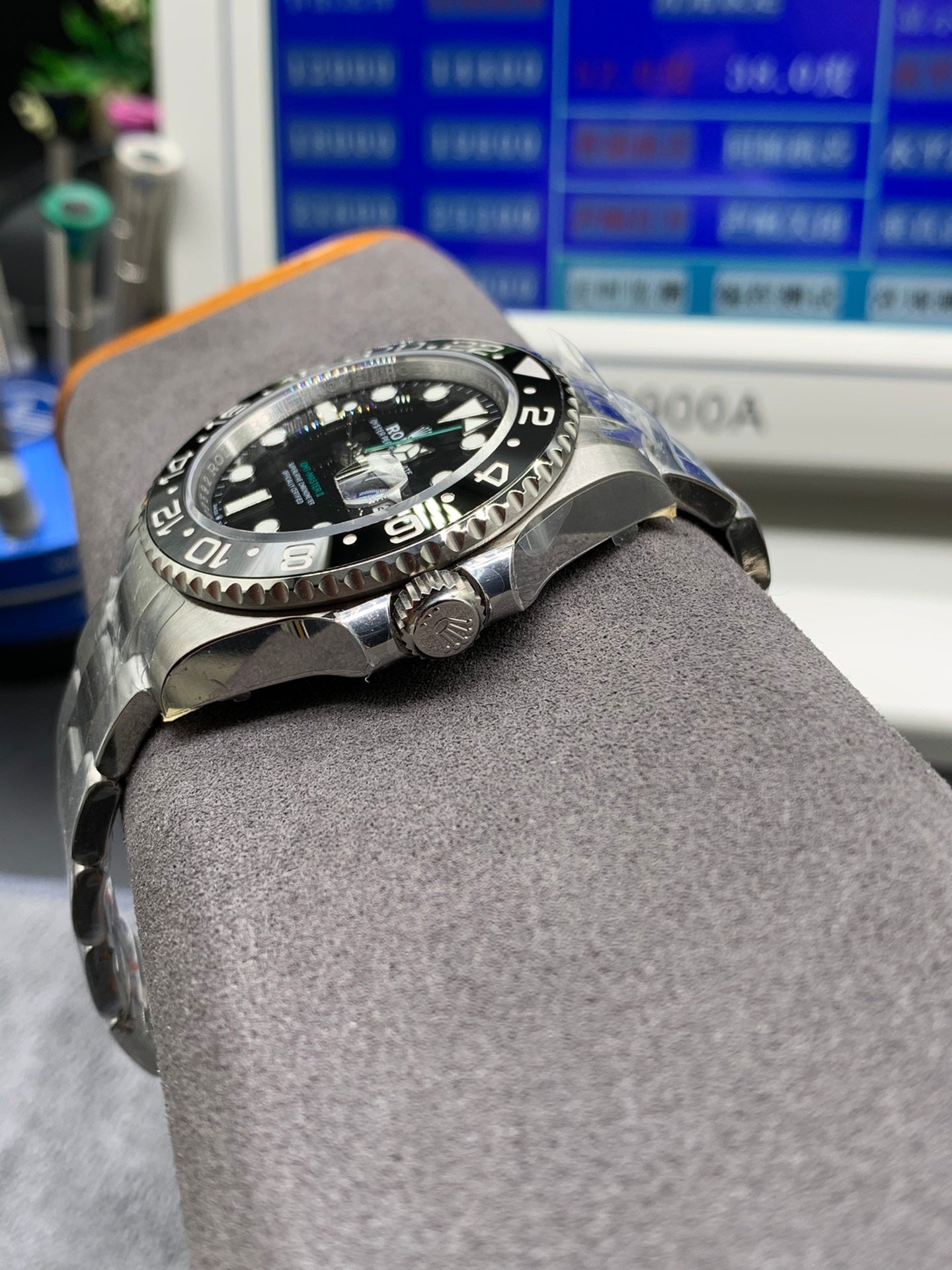 GMT-MASTER II CUSTOM BLACK BEZEL BLACK DIAL+ŞEFAF KARGO