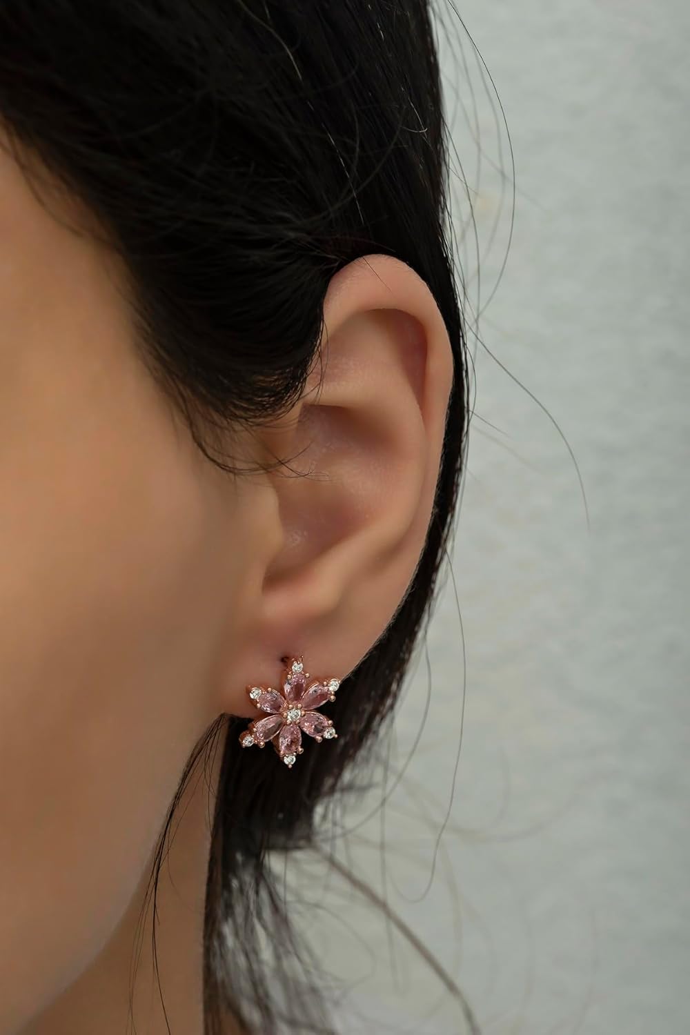 925 Ayar Gümüş Pembe Taşlı Çiçek Küpe