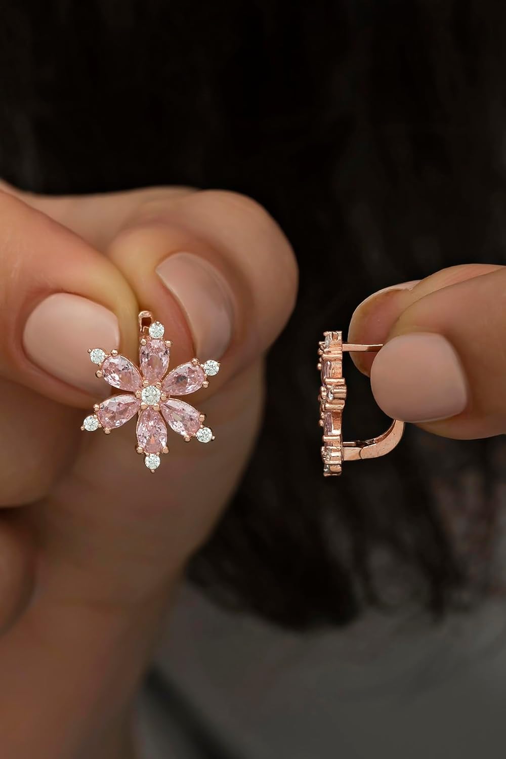 925 Ayar Gümüş Pembe Taşlı Çiçek Küpe