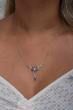 925 Ayar Gümüş Rodyumlu Daldaki Gonca Mor Çiçek Kolye