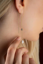 925 Ayar Gümüş Gold Tektaş Detaylı İncili Zincir Küpe