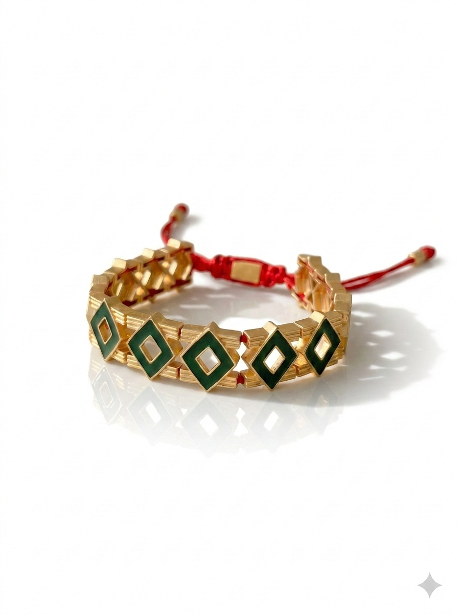 Premium Kalite İşçilik Kararmaz Solmaz