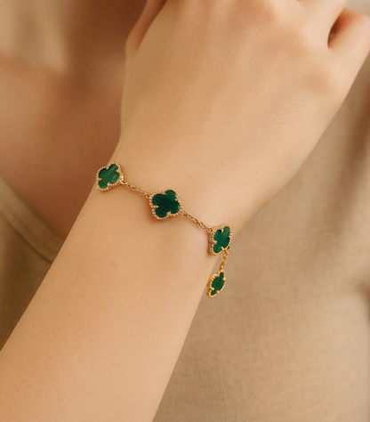 Yonca Kesim Van Clef Tarzı