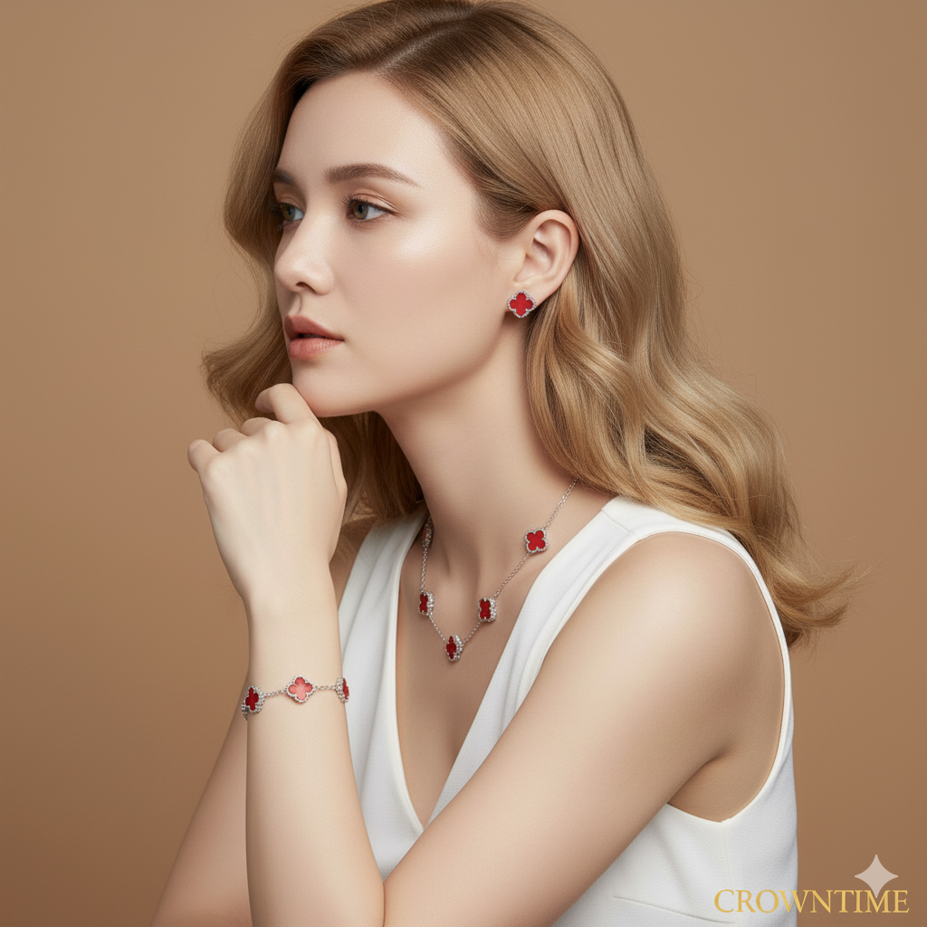 VAN CLEEF ALHAMBRA 3,LÜ SET KOLYE-BİLEKLİK -KÜPE GÜMÜŞ-KIRMIZI-RENK