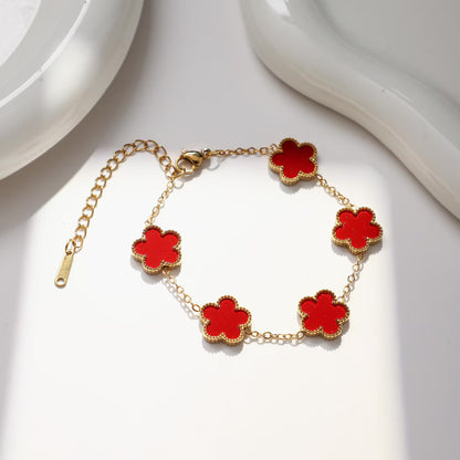 Yonca Kesim Van Clef Tarzı