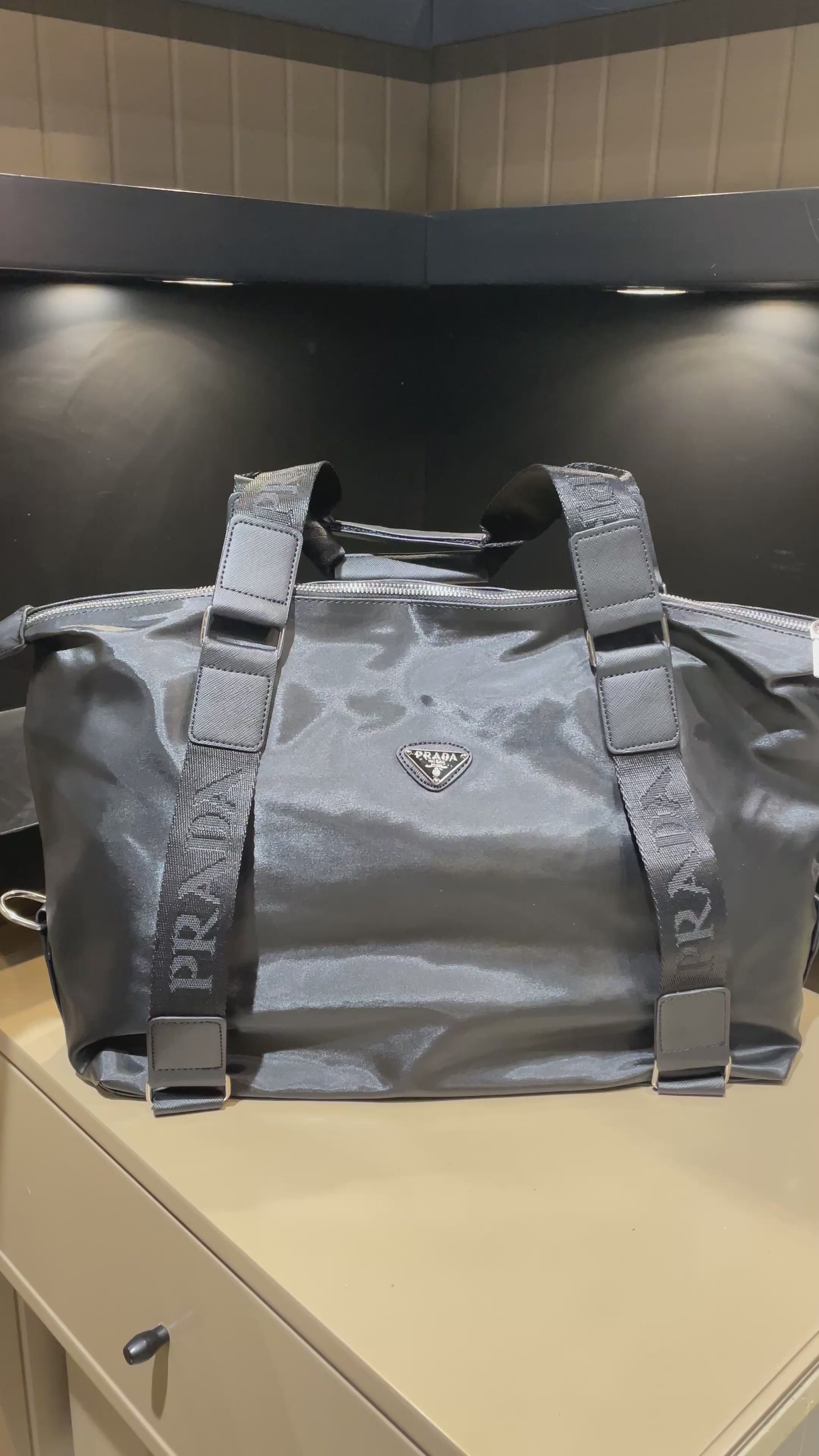 Prada İthal Valiz Spor Çanta